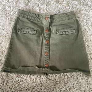Zara Girls Green Button Skirt